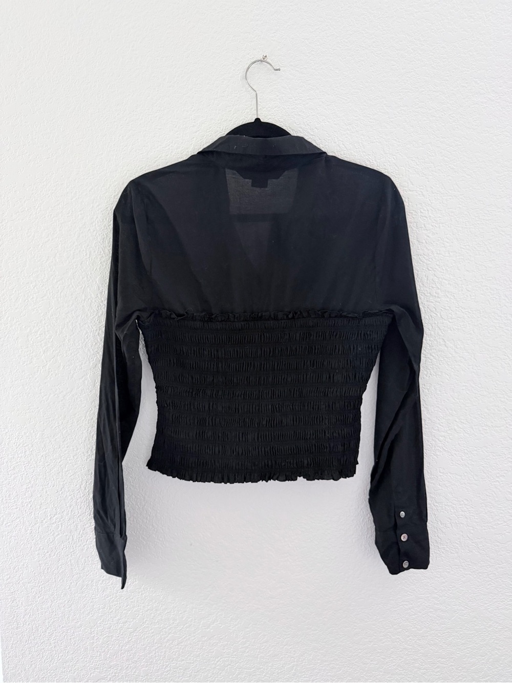 VERONICA BEARD Emersyn Smocked Button-Down Size M Luxury | Minimalist | Classic - Picture 4 of 7